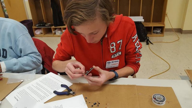 Learn Ham Radio at Tech Night - Connor Finchum, KC1GGX building his Pixie Kit Learn Amateur Radio or Ham Radio - Connor Finchum, KC1GGX building his Pixie Kit